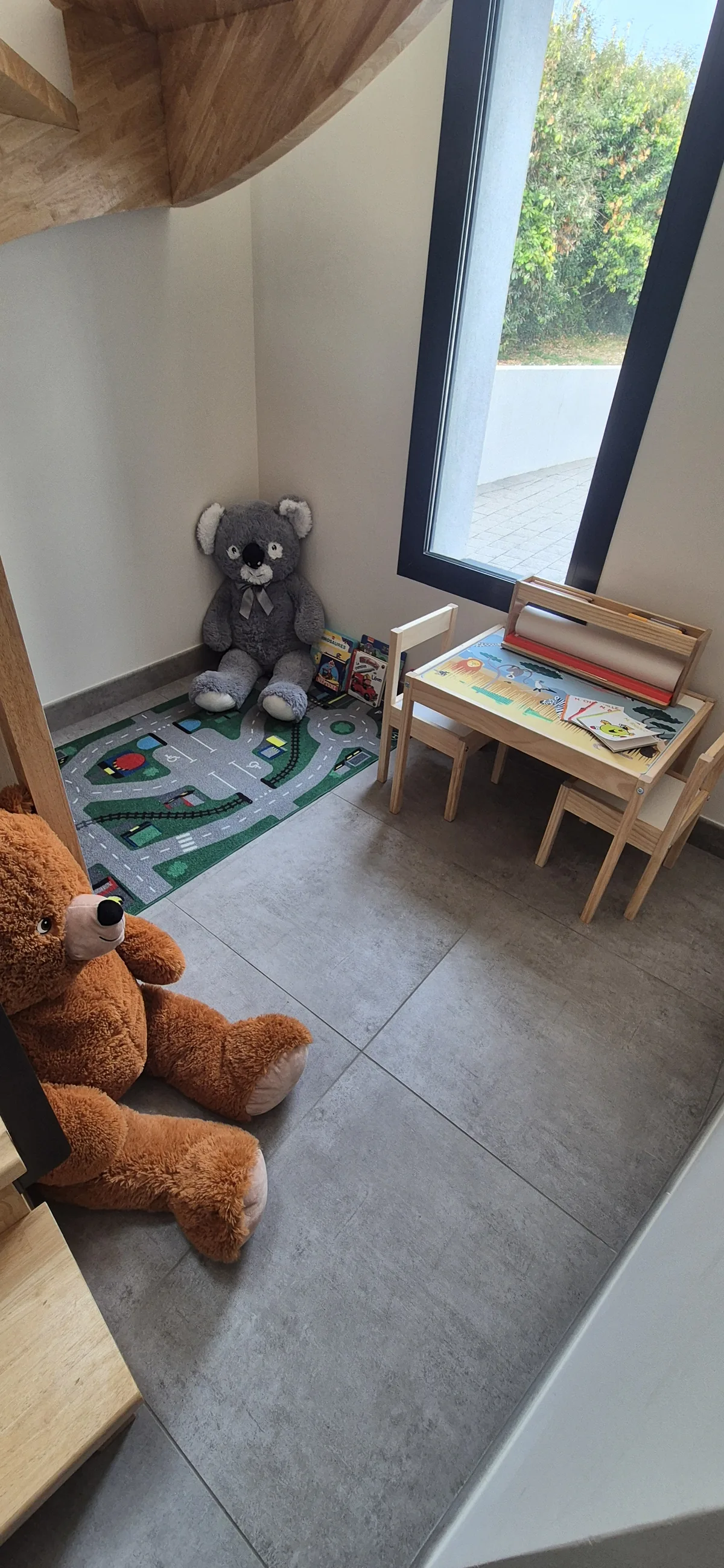 Maison 1 · Vue mer et grande terrasse — Espace jeux familial